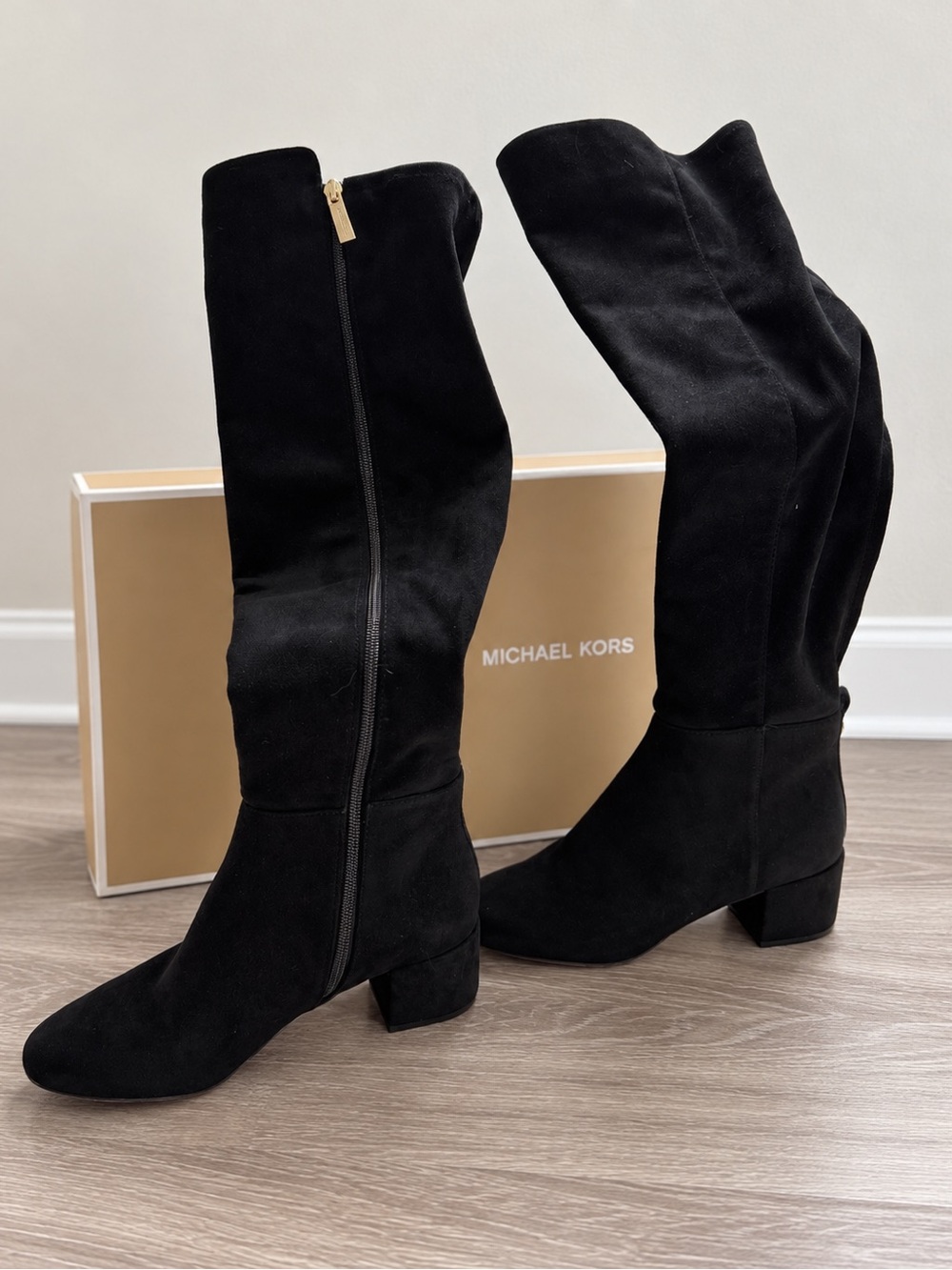 MICHAEL Michael Kors Black Suede braden mid Boot with Gold Zip size 7
